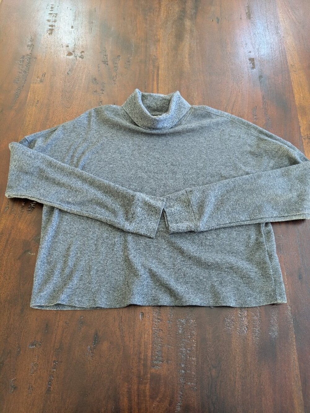 Calvin Klein Performance Gray Waffle Knit Turtleneck Top - Size L
